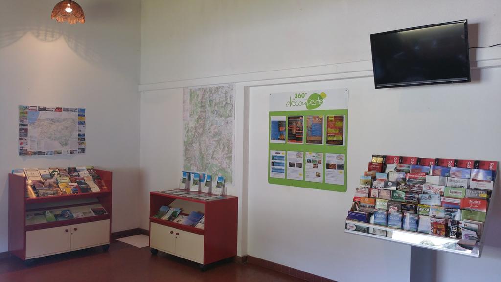 Vvf Pays Basque Saint-Etienne-De-Baigorry酒店 外观 照片